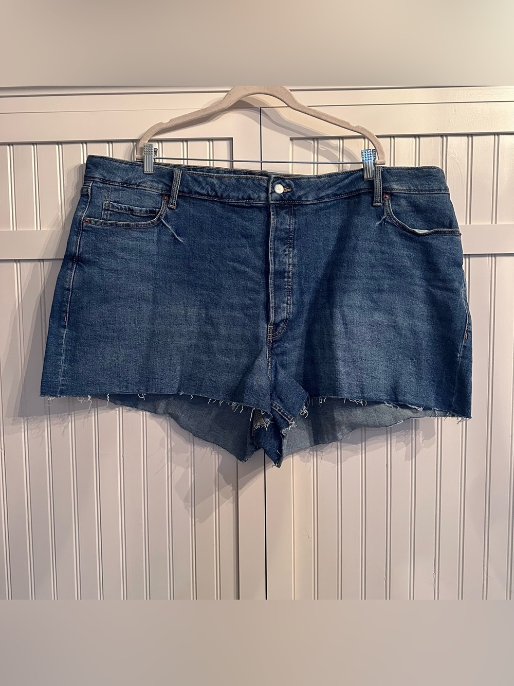 Old Navy Medium Blue Denim Cutoff Shorts Size Plus 28